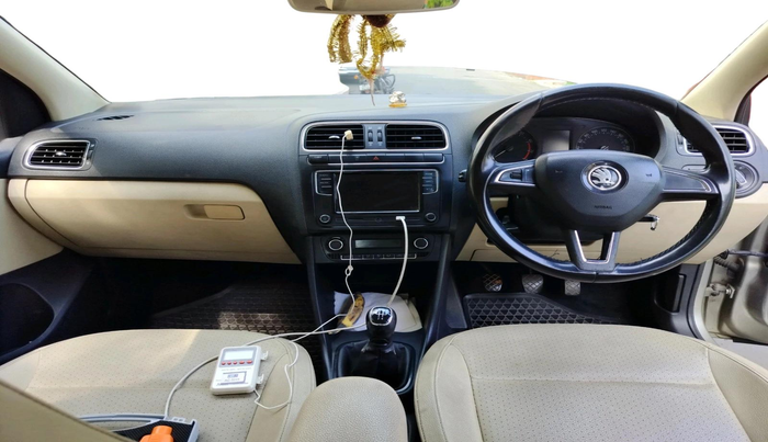 2018 Skoda Rapid STYLE 1.6 MPI, Petrol, Manual, 58,192 km, interior