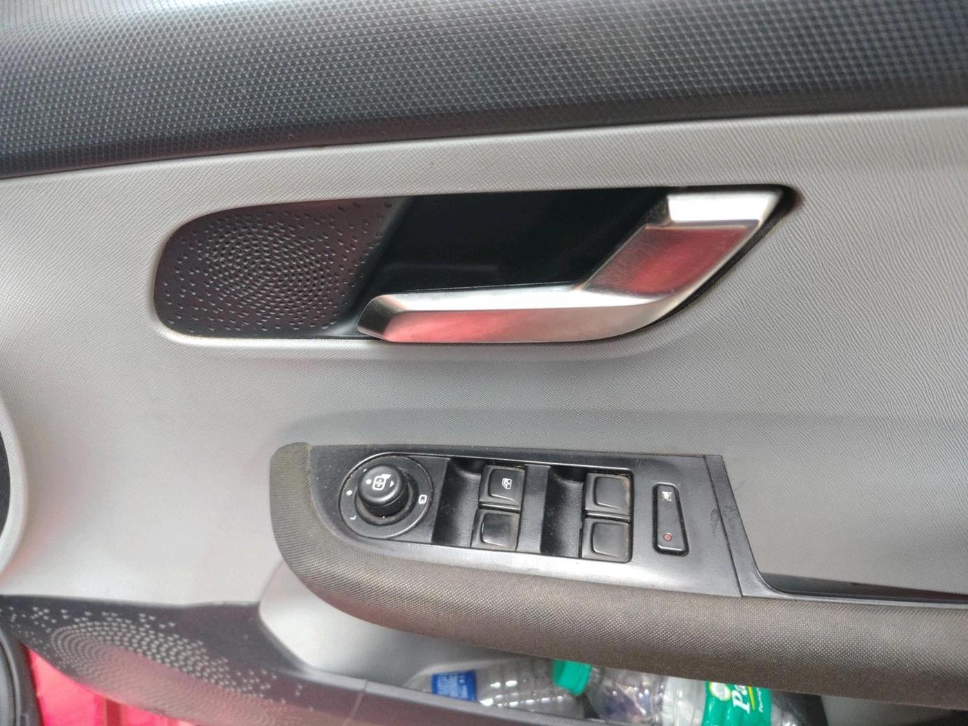 2020 Tata ALTROZ XZ PETROL, Petrol, Manual, 1,18,858 km, interior