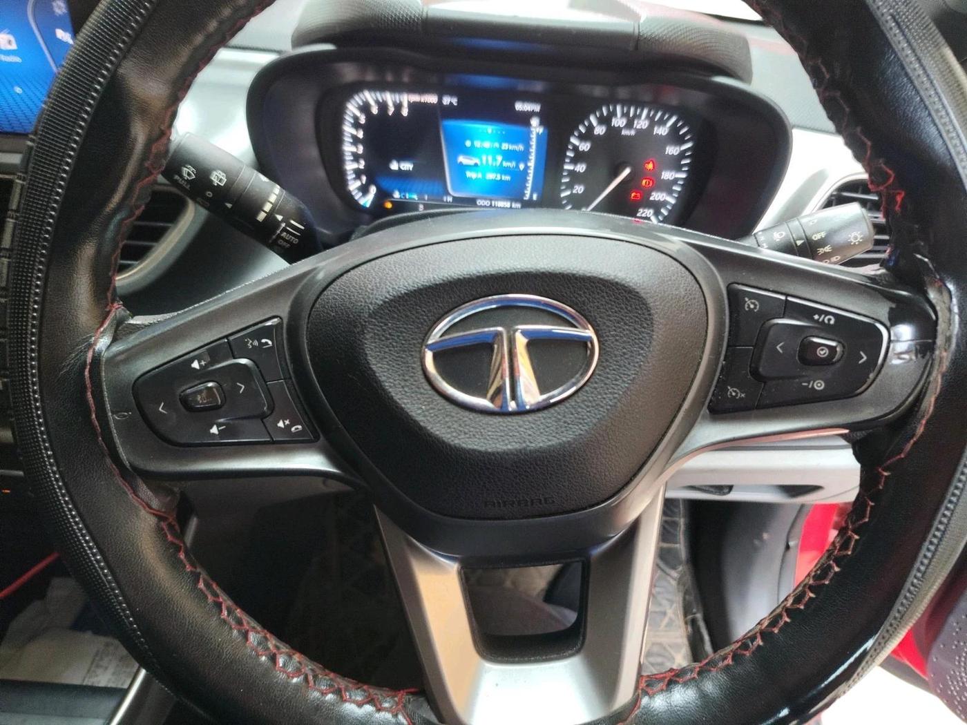 2020 Tata ALTROZ XZ PETROL, Petrol, Manual, 1,18,858 km, interior