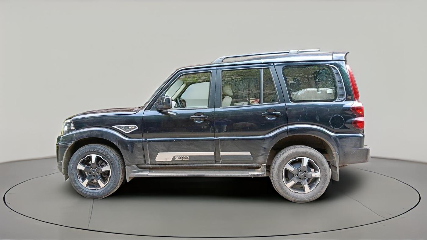 2022 Mahindra SCORPIO CLASSIC S11 7STR, Diesel, Manual, 37,845 km, exterior