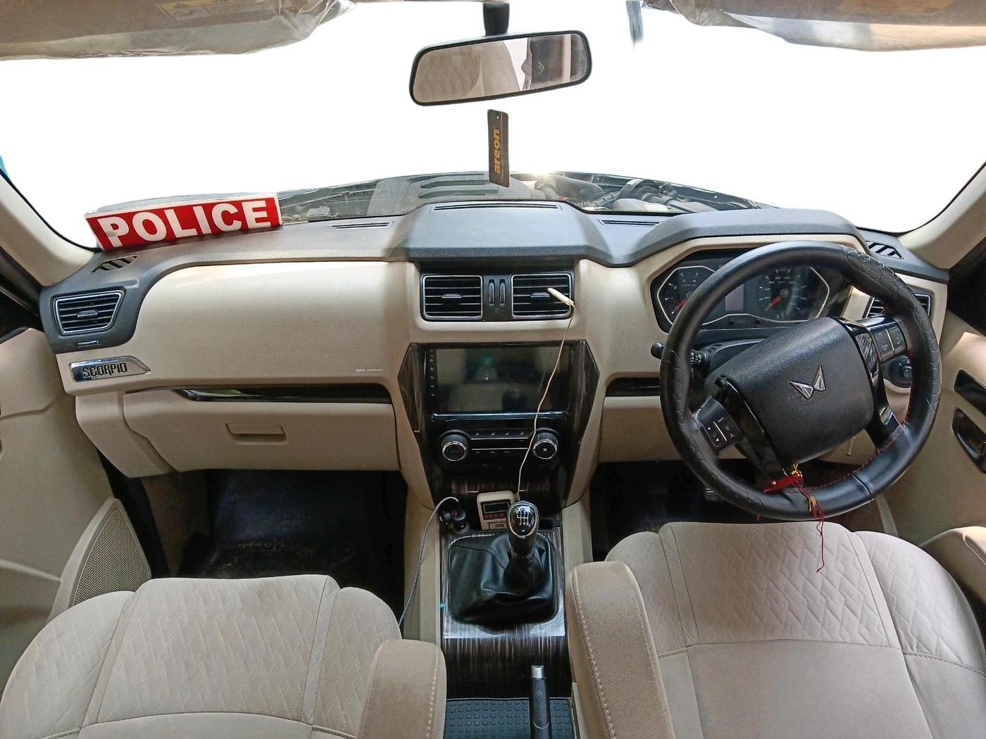 2022 Mahindra SCORPIO CLASSIC S11 7STR, Diesel, Manual, 37,845 km, interior