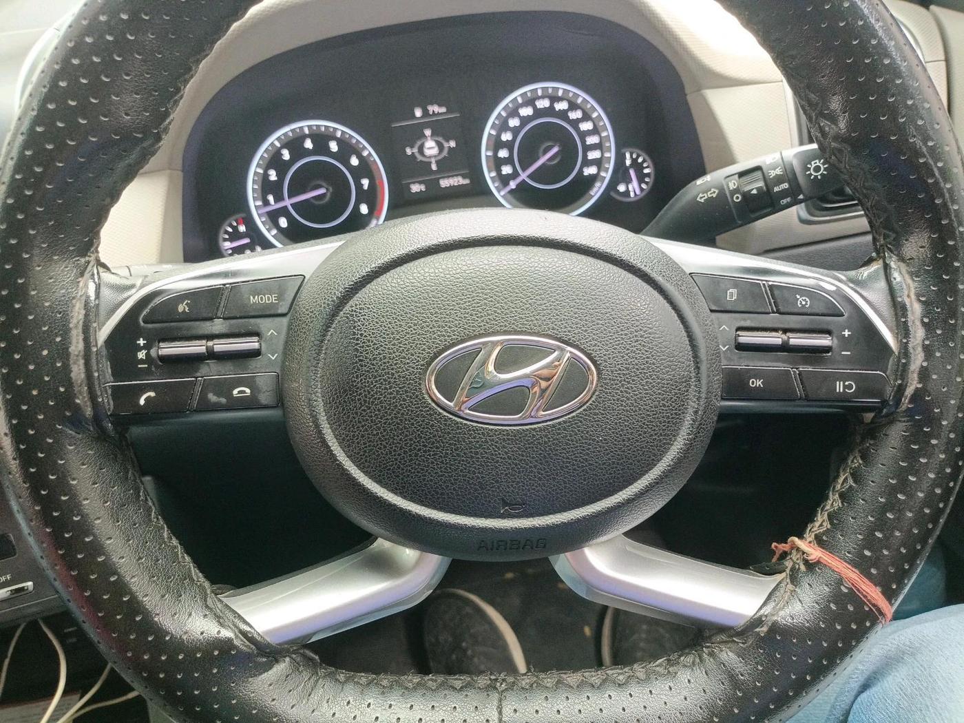 2021 Hyundai Creta SX 1.5 PETROL, Petrol, Manual, 55,923 km, interior