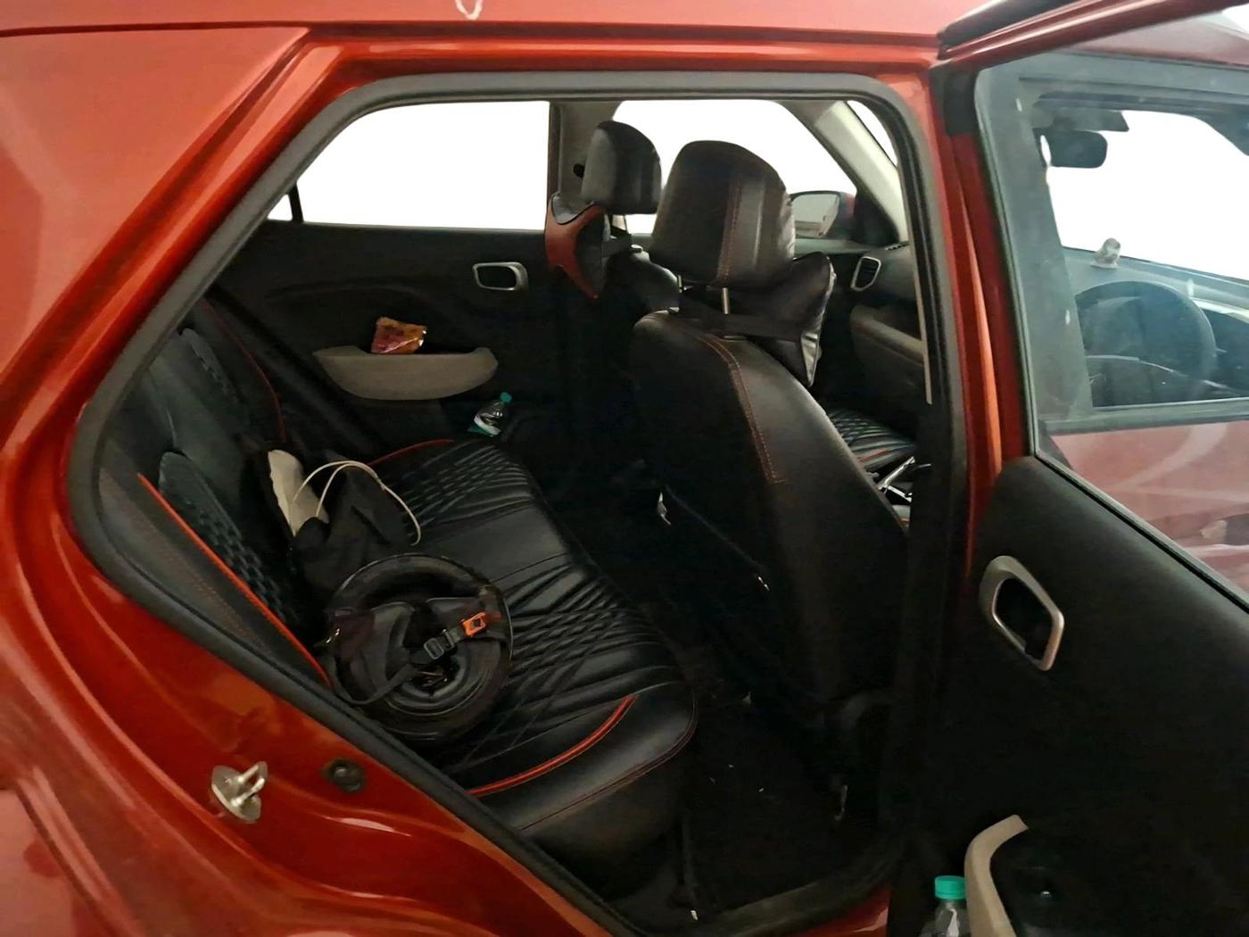 2022 Hyundai VENUE S(O) 1.2, Petrol, Manual, 33,246 km, interior