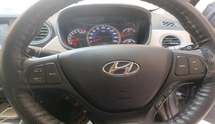 2018 Hyundai Grand i10 SPORTZ 1.2 KAPPA VTVT, Petrol, Manual, 19,430 km, interior