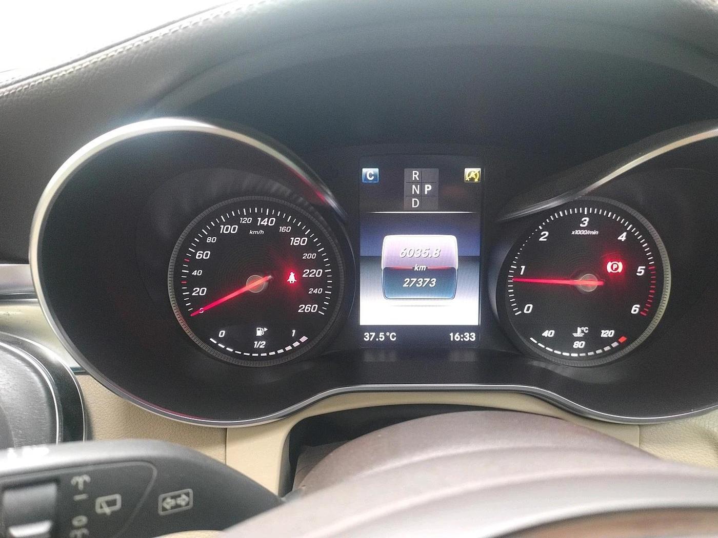 2018 Mercedes Benz GLC CLASS 220 D 4 MATIC, Diesel, Automatic, 27,373 km, interior