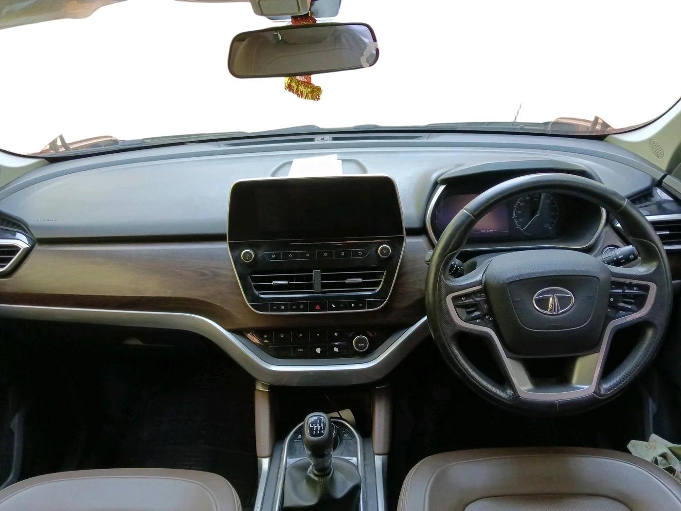 2019 Tata Harrier XZ 2.0L, Diesel, Manual, 33,355 km, interior