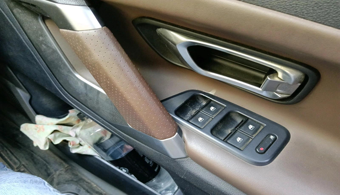 2019 Tata Harrier XZ 2.0L, Diesel, Manual, 33,355 km, interior