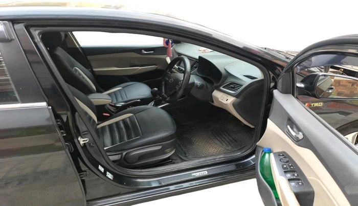 2018 Hyundai Verna 1.6 VTVT SX O, Petrol, Manual, 65,780 km, interior