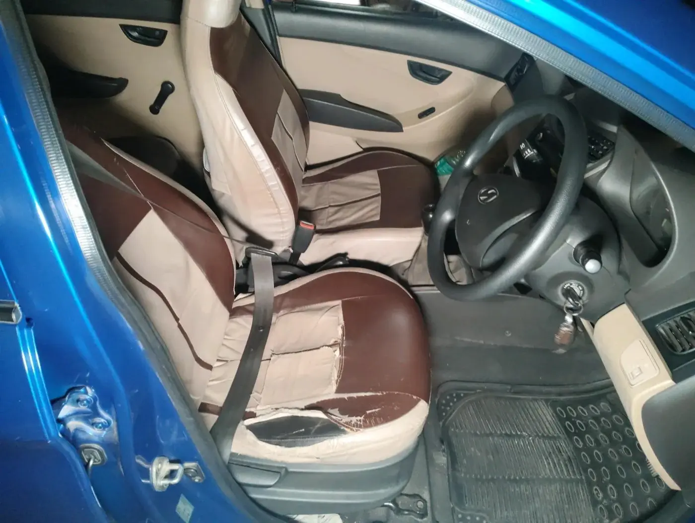 2016 Hyundai Eon ERA +, Petrol, Manual, 1,21,317 km, interior