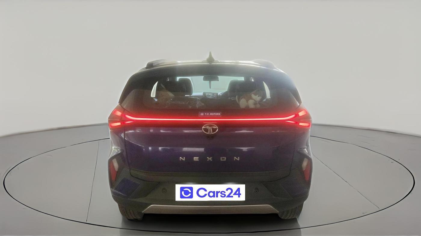 2023 Tata NEXON FEARLESS PURPLE + SUNROOF DCA DUAL TONE 1.2 PETROL, Petrol, Automatic, 19,369 km, exterior