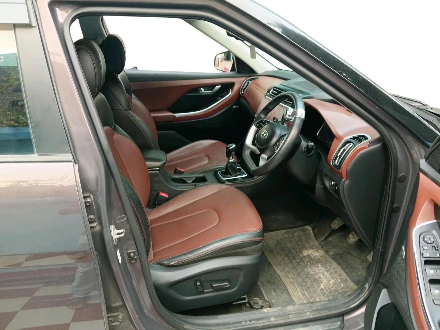 2022 Hyundai ALCAZAR PLATINUM 1.5 MT 7STR, Diesel, Manual, 37,258 km, interior