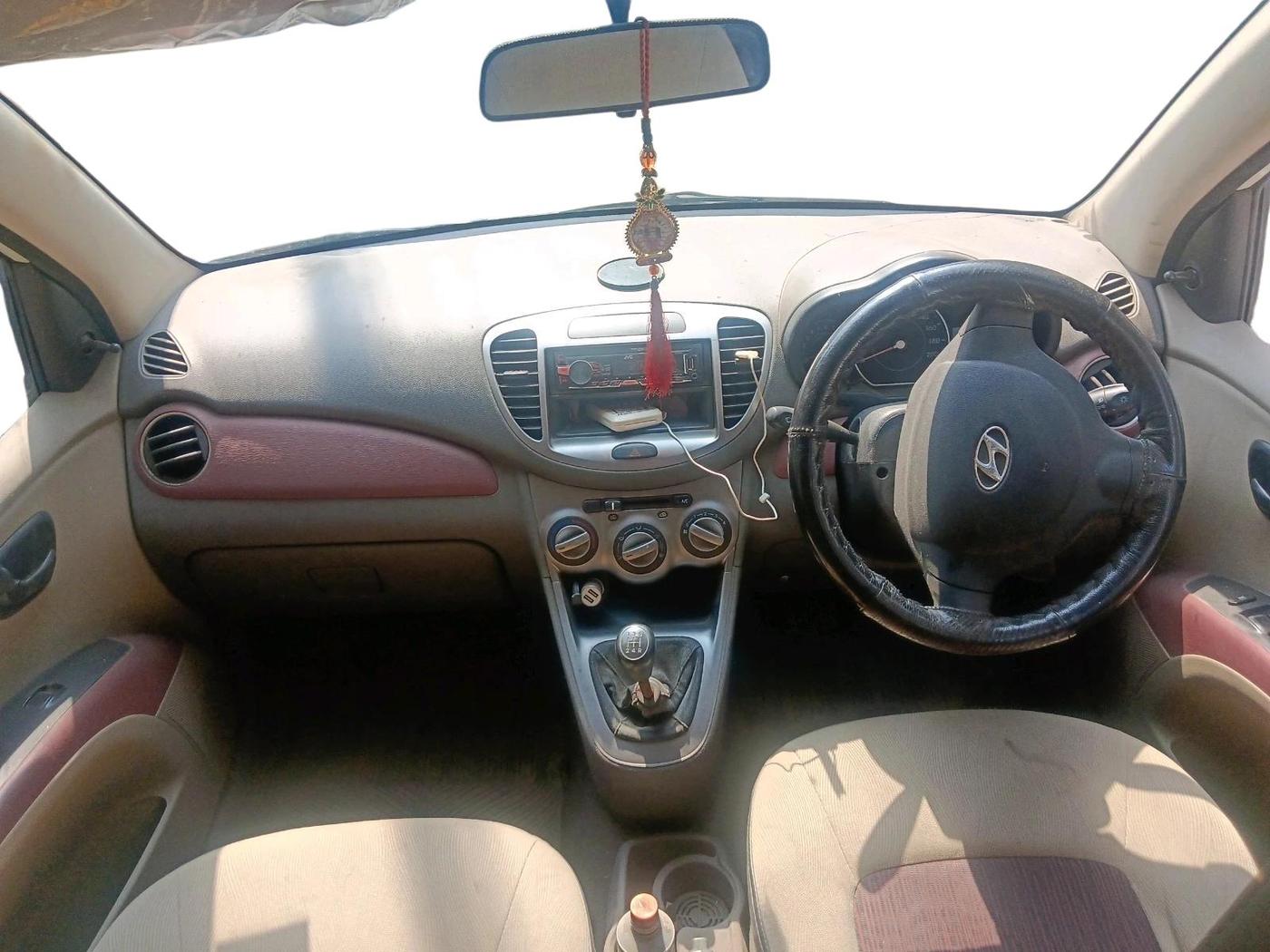 2015 Hyundai i10 MAGNA 1.1, Petrol, Manual, 44,080 km, interior