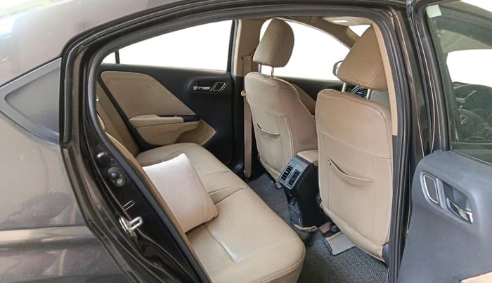 2018 Honda City 1.5L I-VTEC V MT, Petrol, Manual, 50,828 km, interior