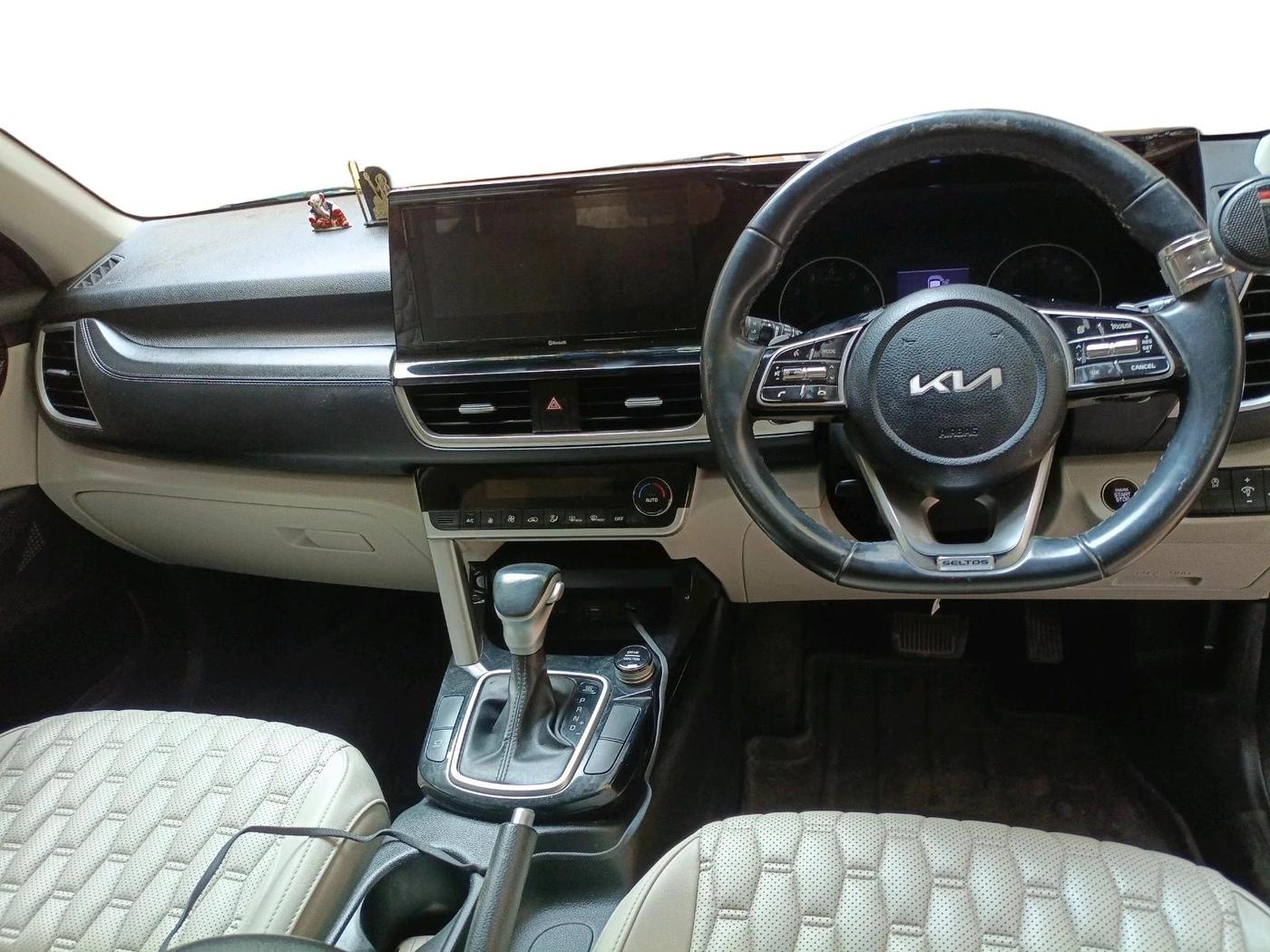 2023 KIA SELTOS  HTX IVT G, Petrol, Automatic, 32,538 km, interior