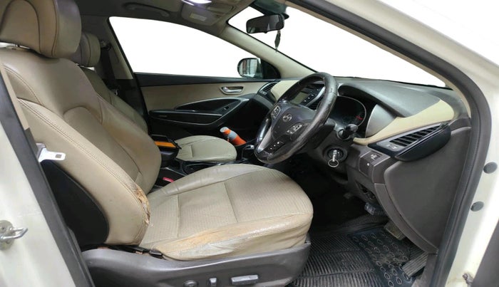 2014 Hyundai Santa Fe 2 WD, Diesel, Manual, 88,695 km, interior