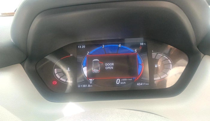 2021 Nissan MAGNITE XV MT, Petrol, Manual, 43,411 km, interior