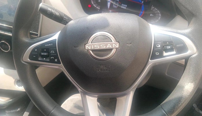 2021 Nissan MAGNITE XV MT, Petrol, Manual, 43,411 km, interior
