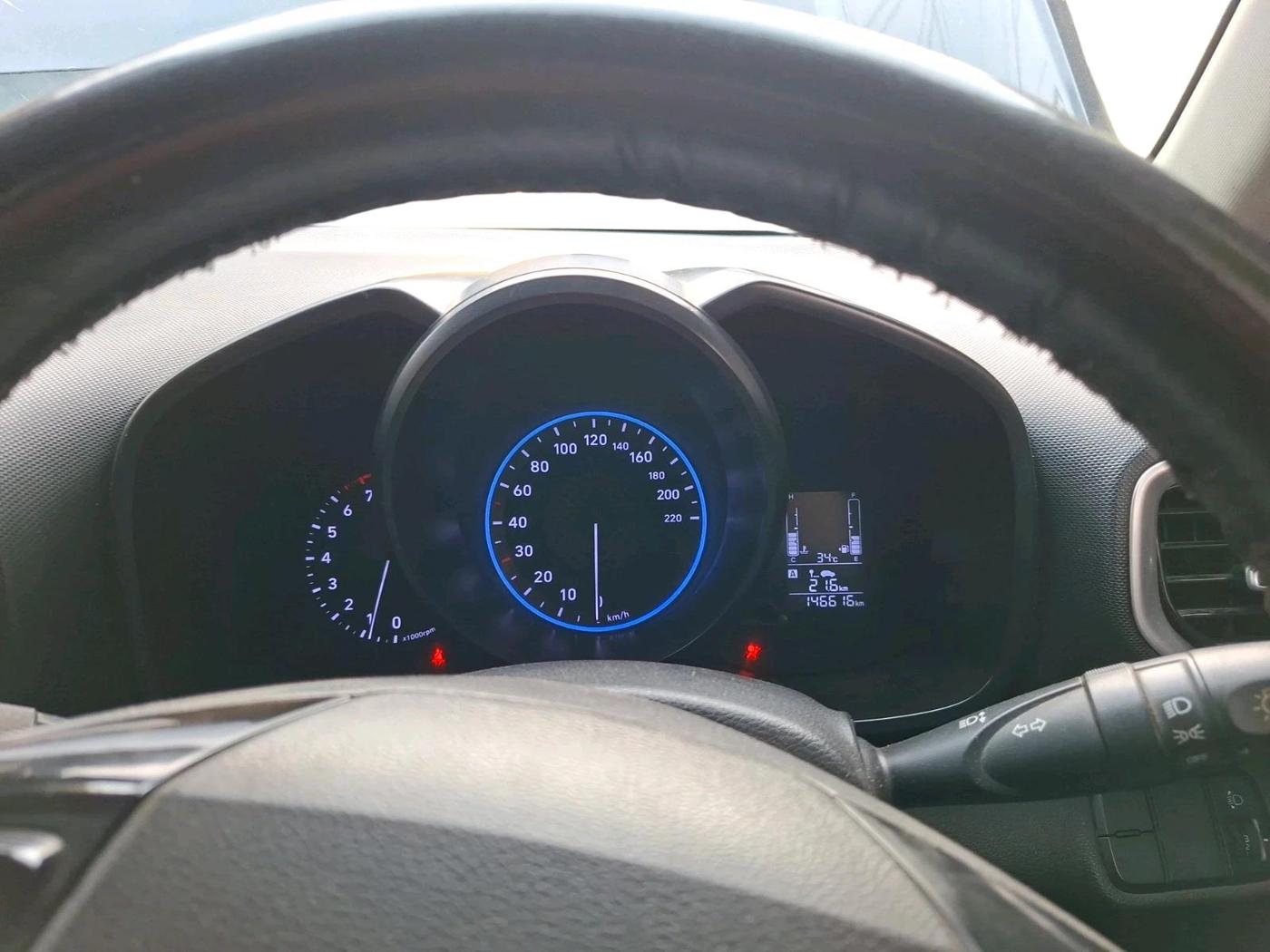 2019 Hyundai VENUE S 1.2, Petrol, Manual, 1,46,616 km, interior