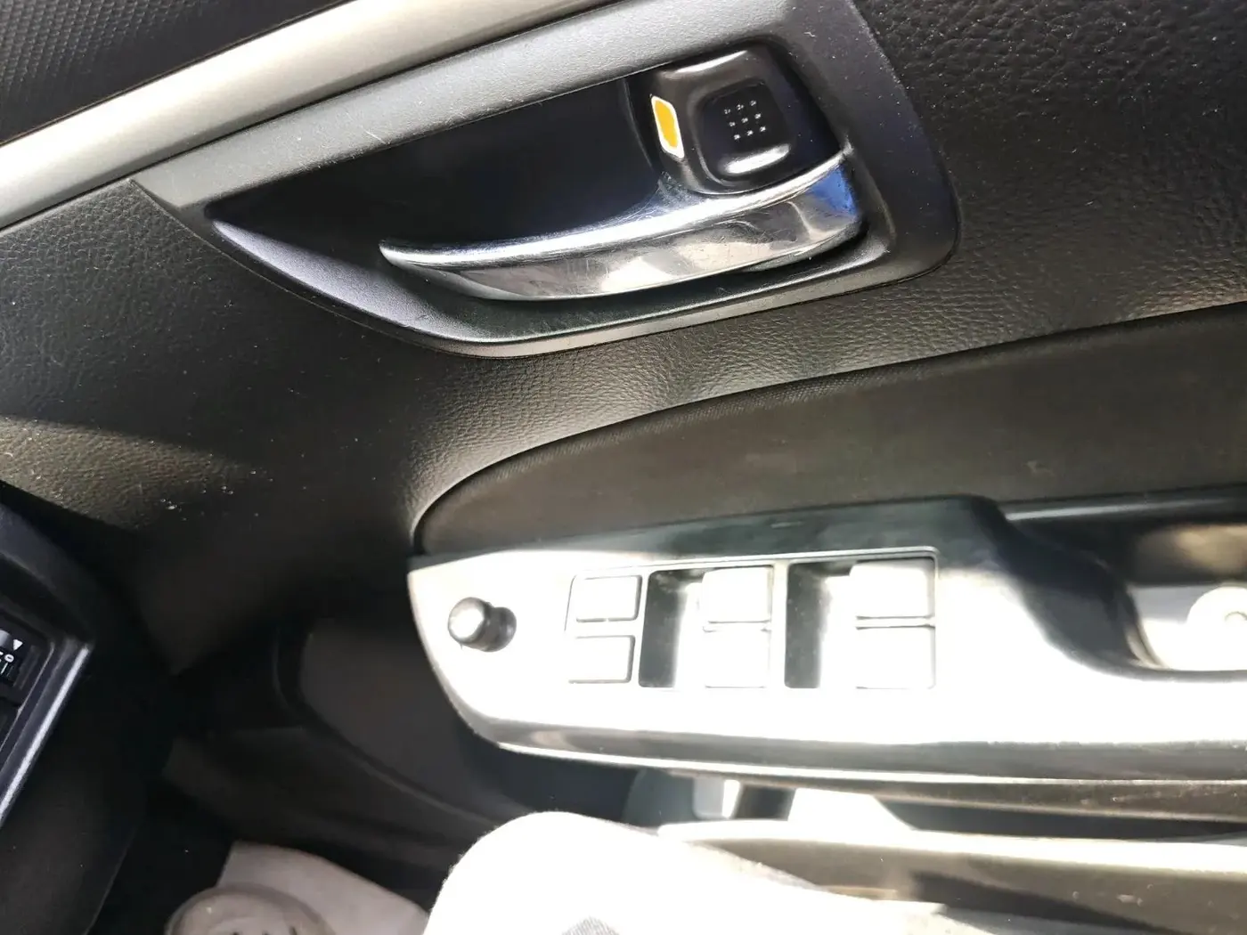 2012 Maruti Swift VXI, Petrol, Manual, 77,260 km, interior