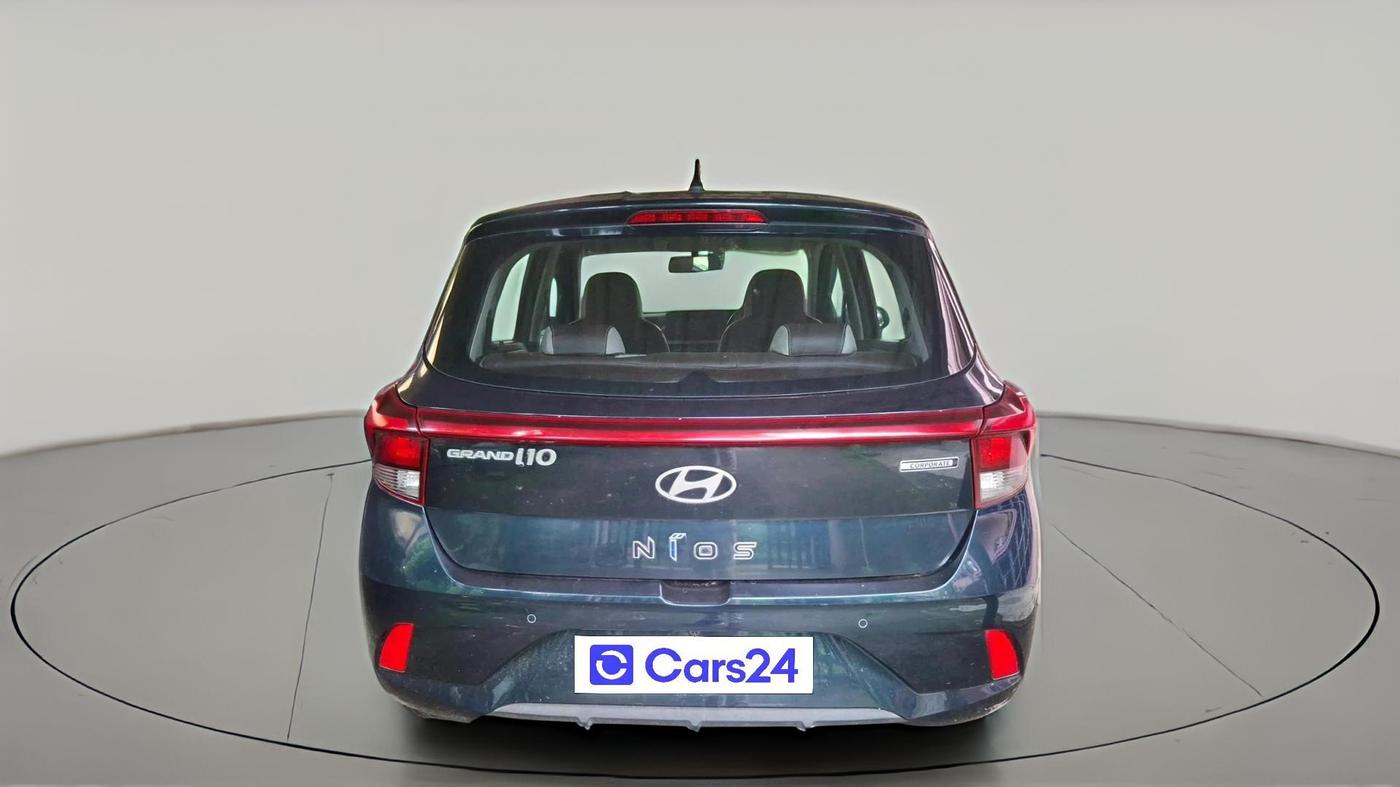 2024 Hyundai GRAND I10 NIOS MAGNA CORPORATE EDITION 1.2 KAPPA VTVT, Petrol, Manual, 18,560 km, exterior