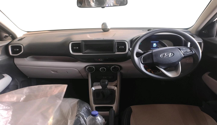 2025 Hyundai VENUE E Plus 1.2 Petrol, Petrol, Manual, 7,021 km, interior