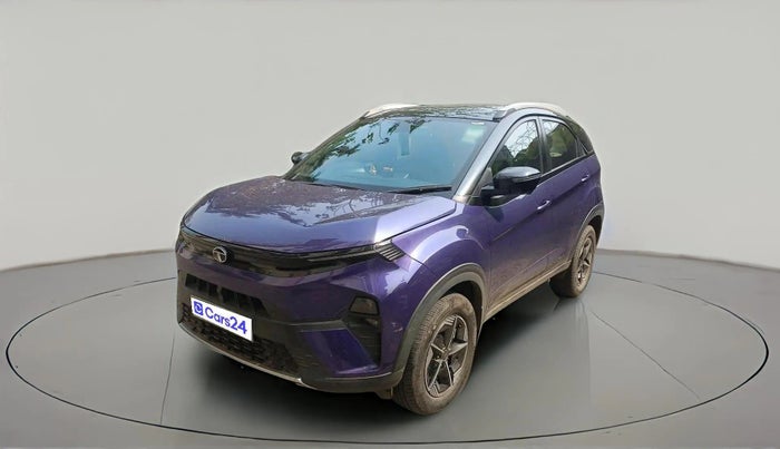 2023 Tata NEXON FEARLESS PURPLE + SUNROOF DUAL TONE 1.5 DIESEL, Diesel, Manual, 23,370 km, exterior