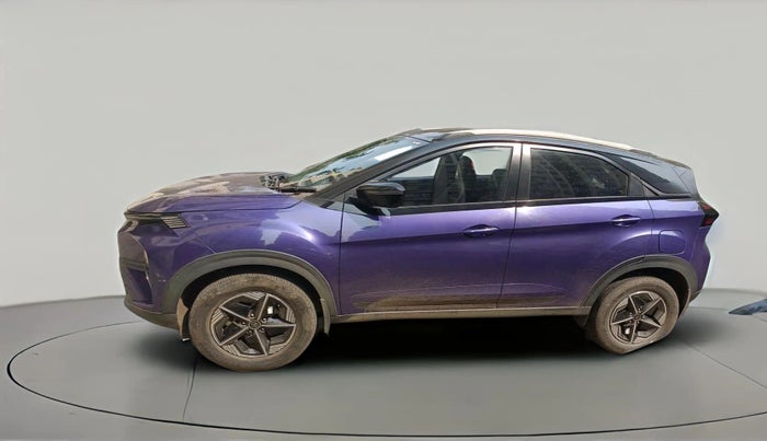 2023 Tata NEXON FEARLESS PURPLE + SUNROOF DUAL TONE 1.5 DIESEL, Diesel, Manual, 23,370 km, exterior