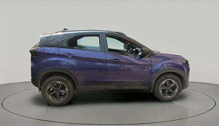 2023 Tata NEXON FEARLESS PURPLE + SUNROOF DUAL TONE 1.5 DIESEL, Diesel, Manual, 23,370 km, exterior