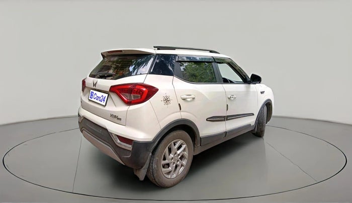 2023 Mahindra XUV300 W8 1.5 DIESEL, Diesel, Manual, 27,159 km, exterior