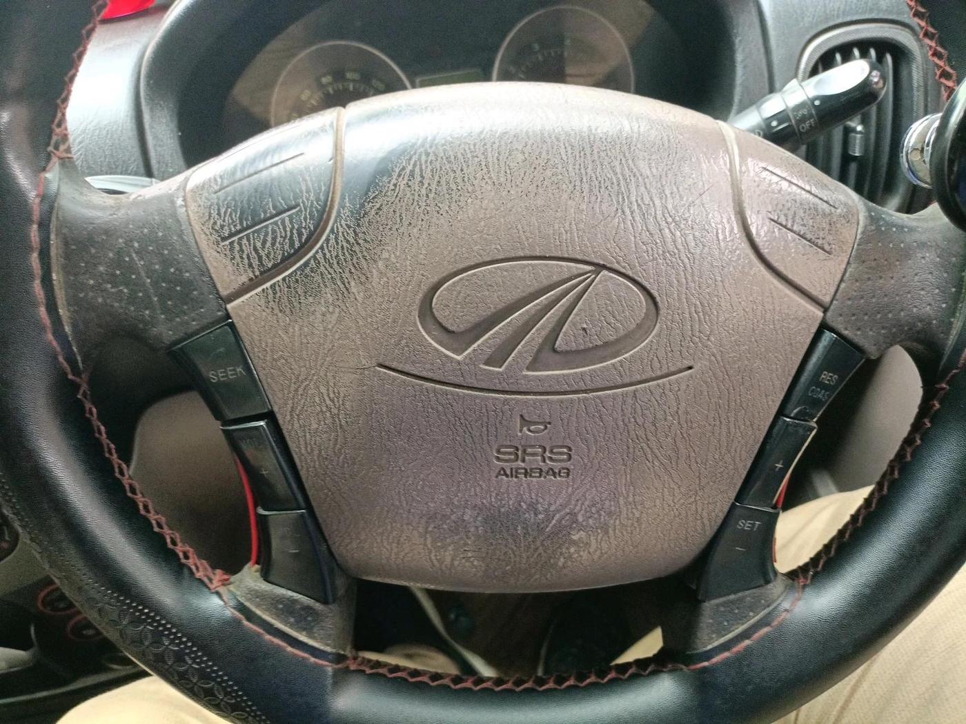 2012 Mahindra Scorpio VLX 2WD, Diesel, Manual, 1,06,411 km, interior