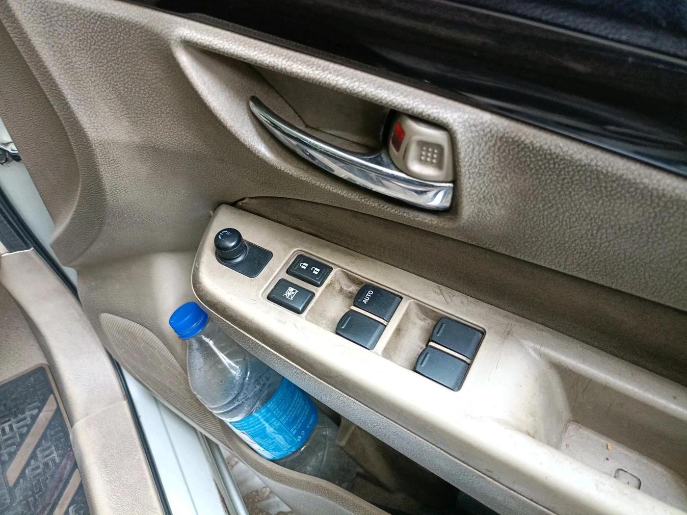 2016 Maruti Ciaz VDI (O) SHVS, Diesel, Manual, 1,18,700 km, interior