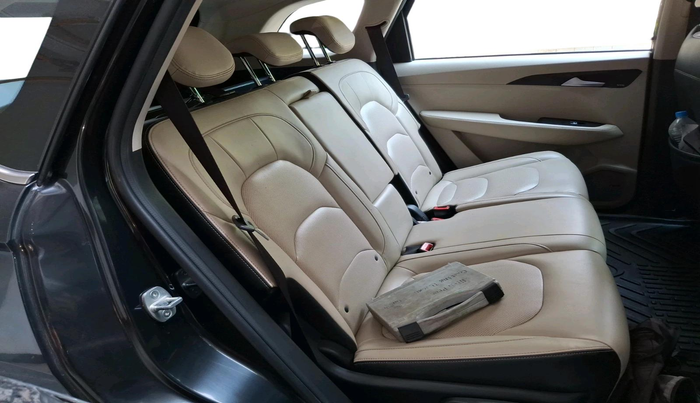 2021 MG HECTOR SHARP 1.5 PETROL CVT, Petrol, Automatic, 39,673 km, interior