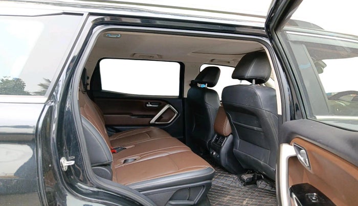 2023 Mahindra SCORPIO-N Z8 L PETROL AT 7 STR, Petrol, Automatic, 30,059 km, interior
