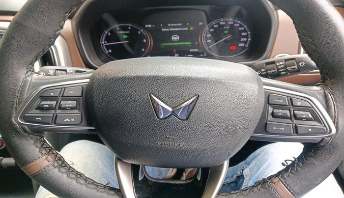 2023 Mahindra SCORPIO-N Z8 L PETROL AT 7 STR, Petrol, Automatic, 30,059 km, interior