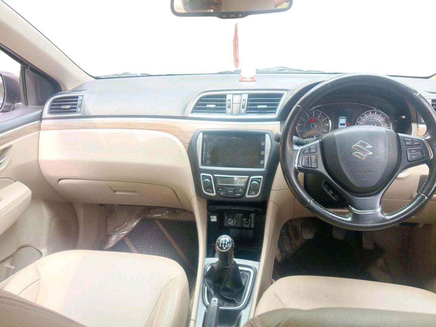 2019 Maruti Ciaz ALPHA 1.5 SHVS PETROL, Petrol, Manual, 53,388 km, interior