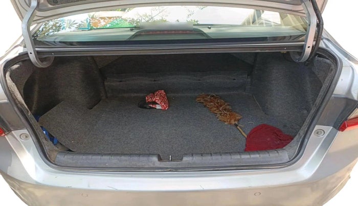 2020 Honda City 1.5L I-VTEC ZX, Petrol, Manual, 63,456 km, exterior