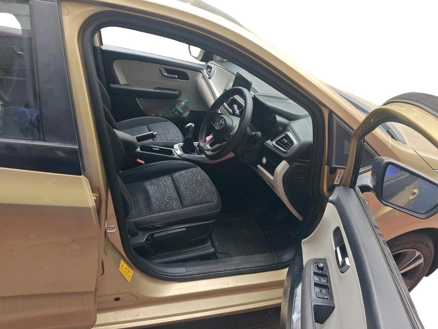 2021 Tata ALTROZ XZ DIESEL, Diesel, Manual, 41,924 km, interior