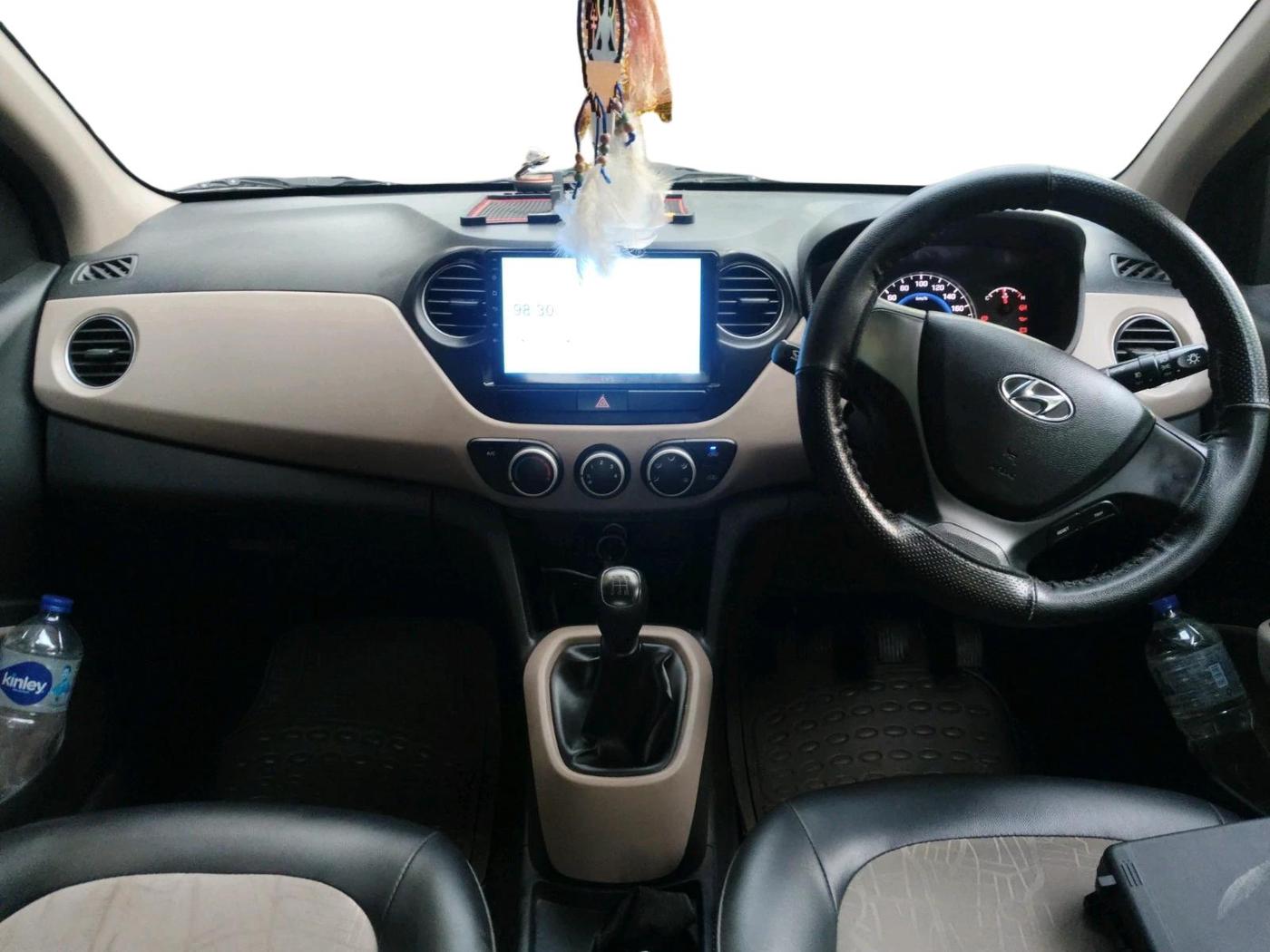 2016 Hyundai Grand i10 MAGNA 1.2 KAPPA VTVT, Petrol, Manual, 61,096 km, interior