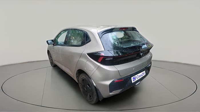 2026 Tata ALTROZ Creative S Petrol 5MT, Petrol, Manual, 584 km, exterior