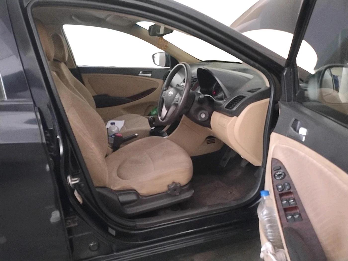 2015 Hyundai Verna FLUIDIC 4S 1.6 VTVT S, Petrol, Manual, 93,959 km, interior