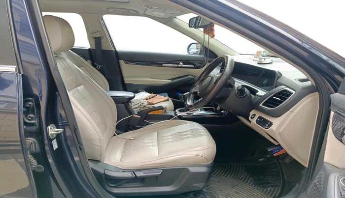 2023 KIA SELTOS  HTX 1.5 PETROL MT, Petrol, Manual, 50,513 km, interior