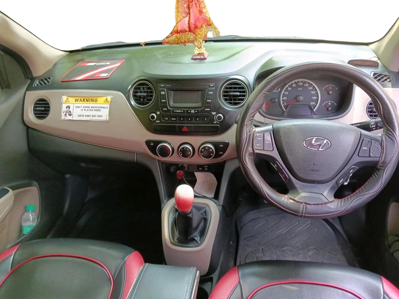 2019 Hyundai Grand i10 MAGNA 1.2 KAPPA VTVT, Petrol, Manual, 30,984 km, interior