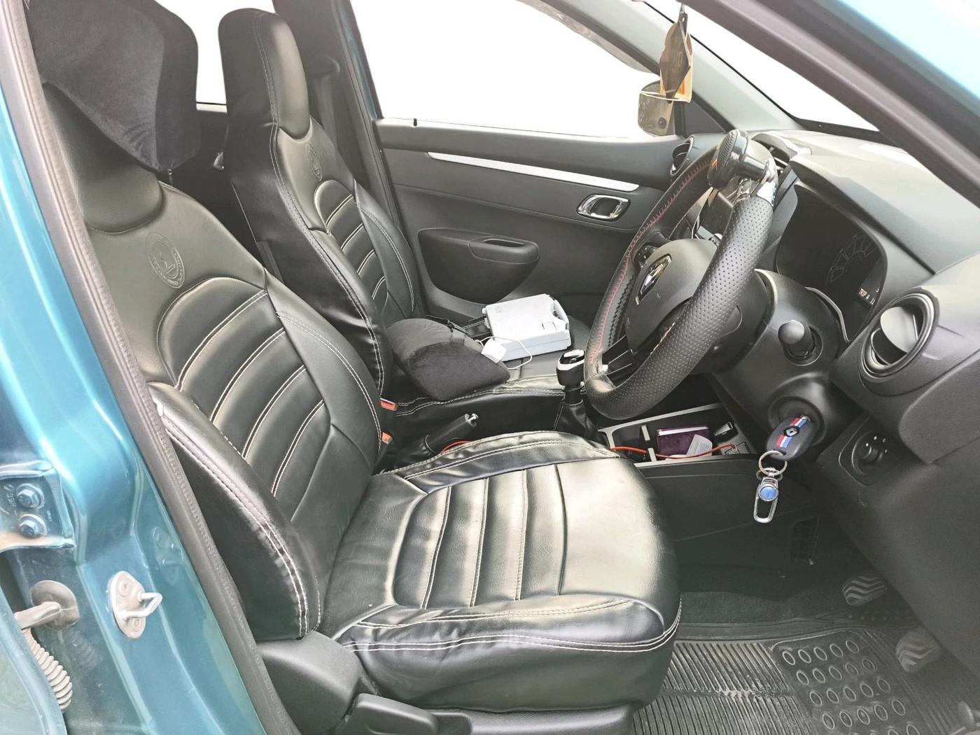 2023 Renault Kwid CLIMBER MT 1.0, Petrol, Manual, 38,596 km, interior