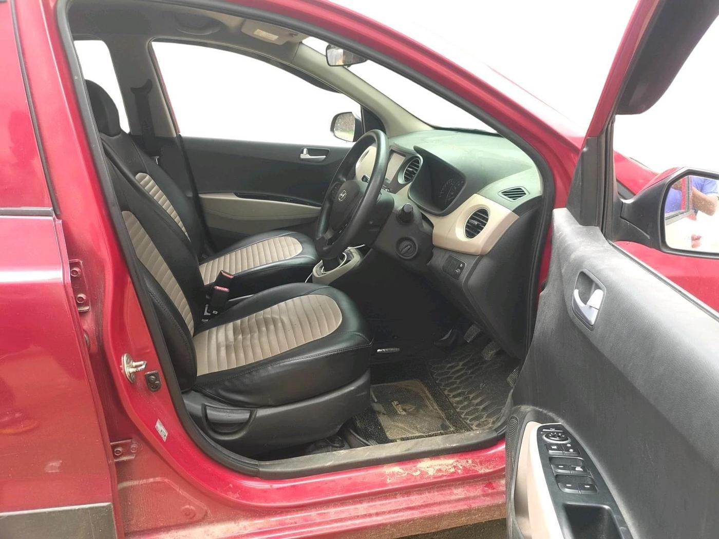 2019 Hyundai Grand i10 SPORTZ 1.2 KAPPA VTVT, Petrol, Manual, 61,365 km, interior
