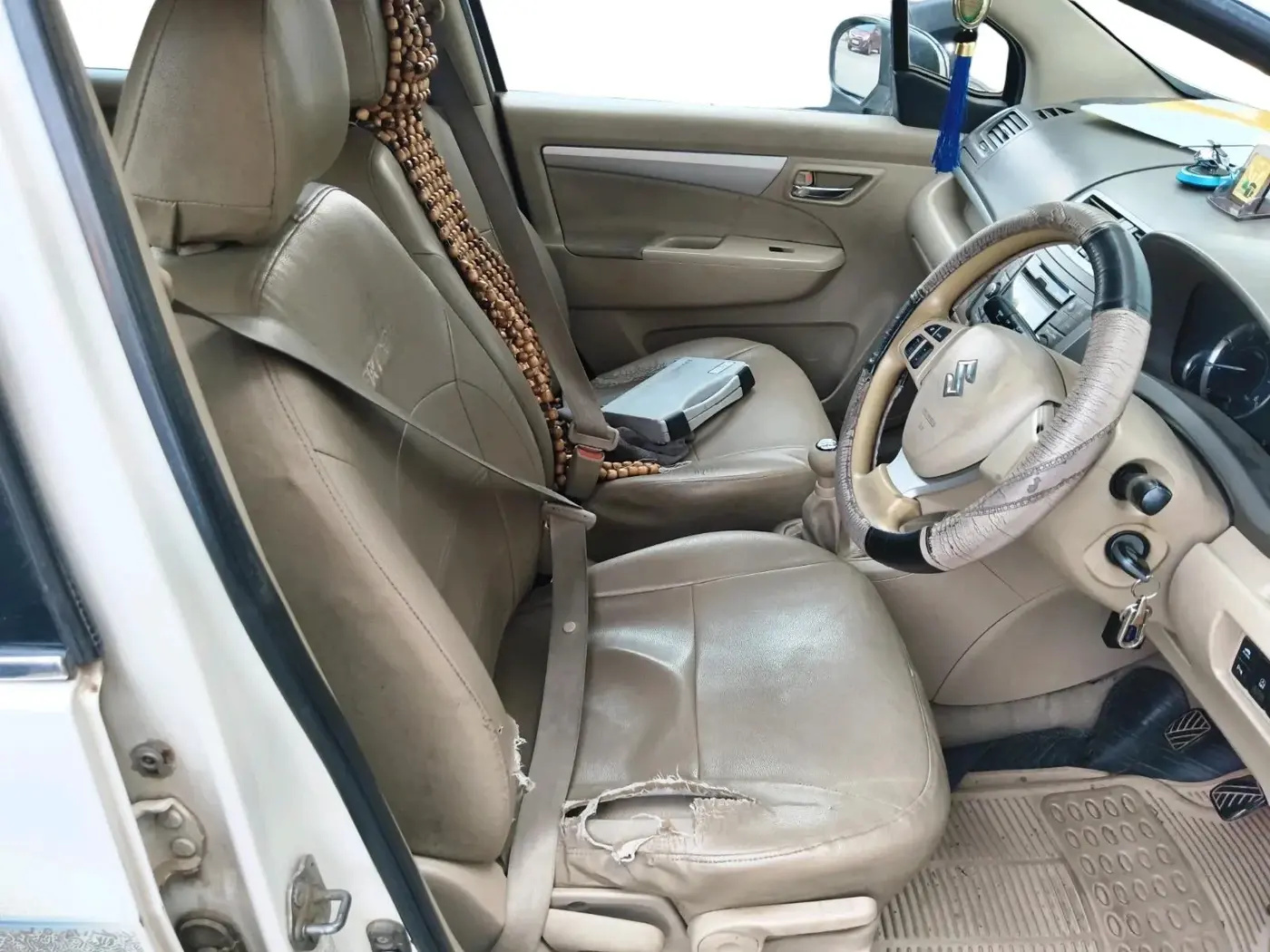 2016 Maruti Ertiga ZDI SHVS, Diesel, Manual, 95,904 km, interior