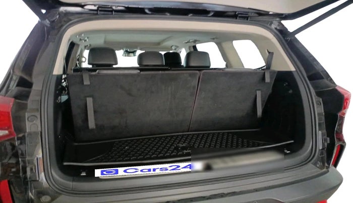 2024 MG GLOSTER BLACKSTORM 7 STR 4X4 TWIN TURBO 2.0, Diesel, Automatic, 9,260 km, exterior