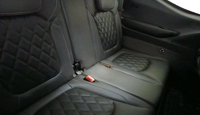 2024 MG GLOSTER BLACKSTORM 7 STR 4X4 TWIN TURBO 2.0, Diesel, Automatic, 9,260 km, interior