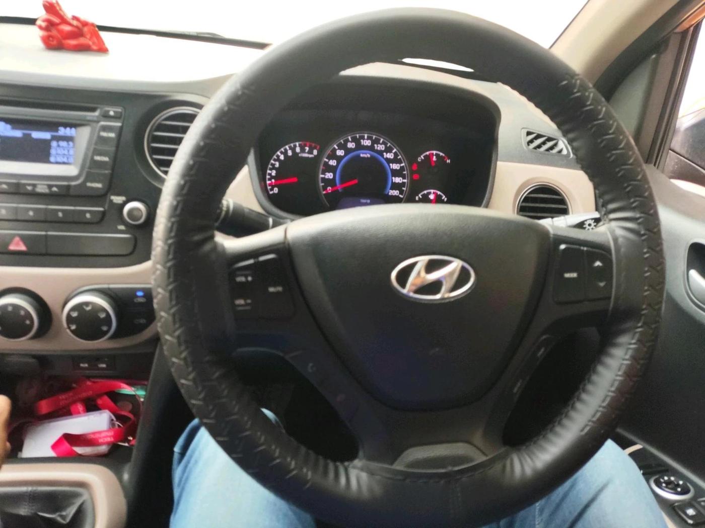 2015 Hyundai Grand i10 SPORTZ 1.2 KAPPA VTVT, Petrol, Manual, 77,200 km, interior