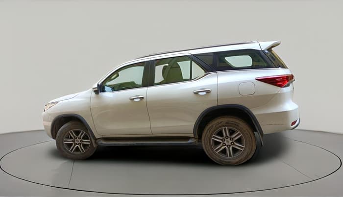 2017 Toyota Fortuner 2.8 4X2 MT, Diesel, Manual, 23,923 km, exterior