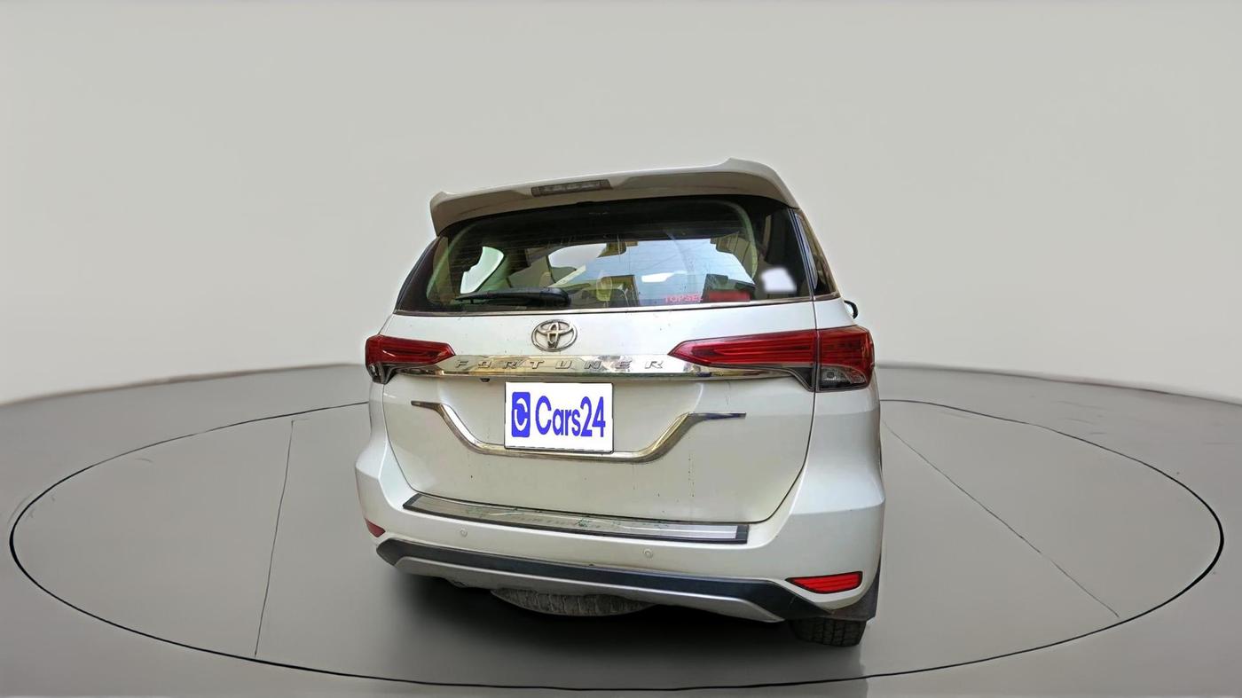 2017 Toyota Fortuner 2.8 4X2 MT, Diesel, Manual, 23,923 km, exterior